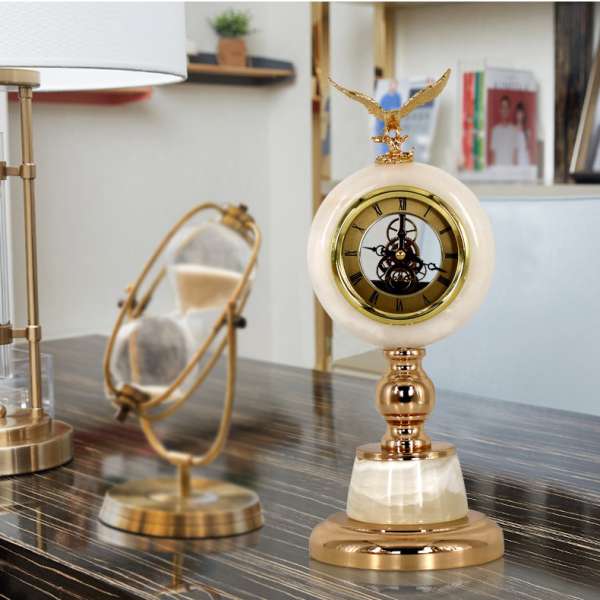Color: B - European Light Luxury Clock And Clock Stand, American Retro Creative Office Desk Clock, Home Bedroom Decoration